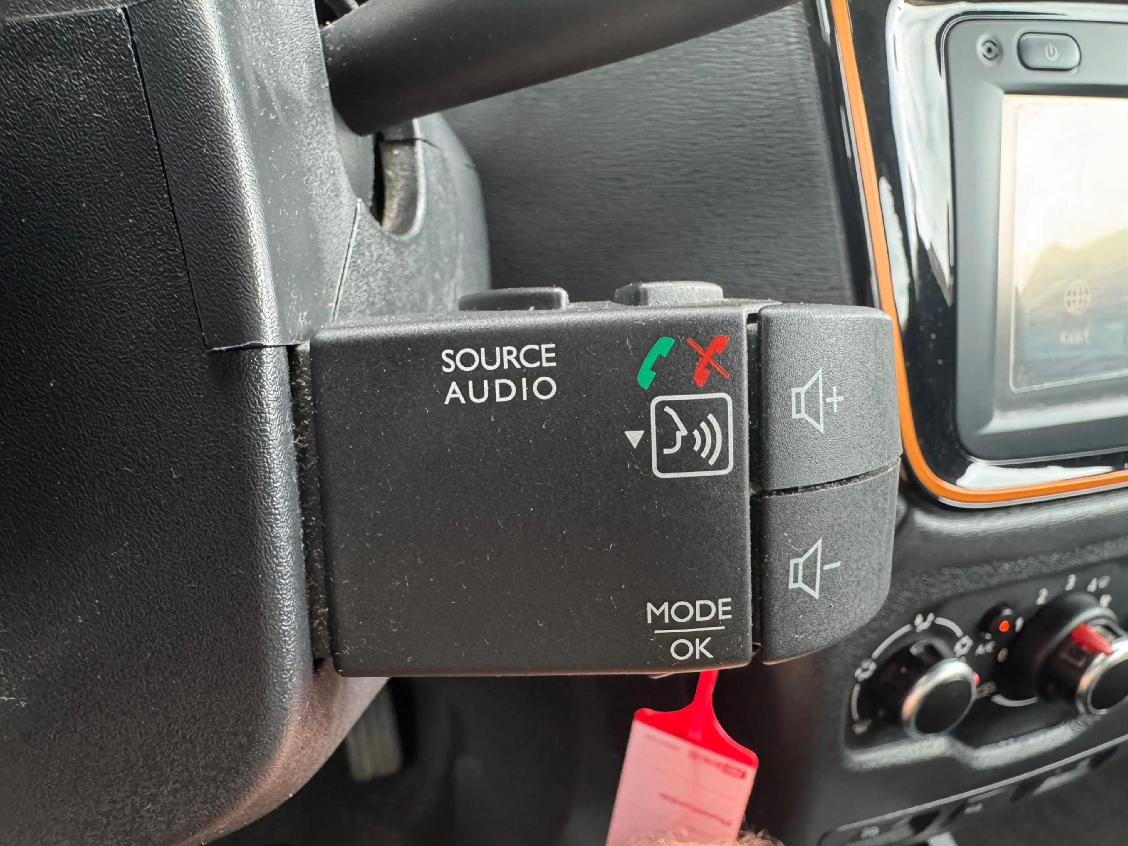 Dacia Dokker 103PK VEELPRIJS VOORDEEL Série Limitée Stepway, Na — photo 15