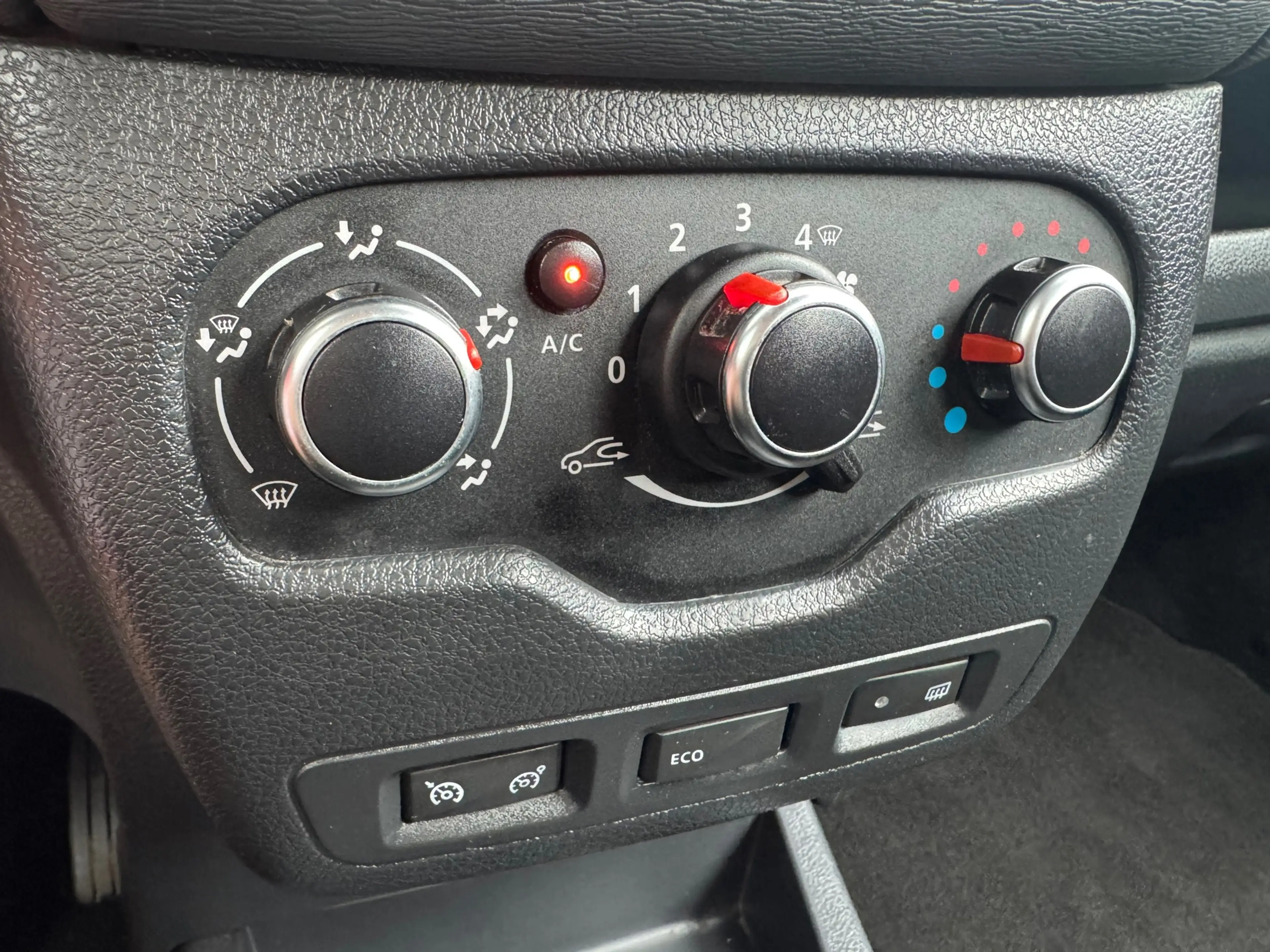 Dacia Dokker 103PK VEELPRIJS VOORDEEL Série Limitée Stepway, Na — photo 10