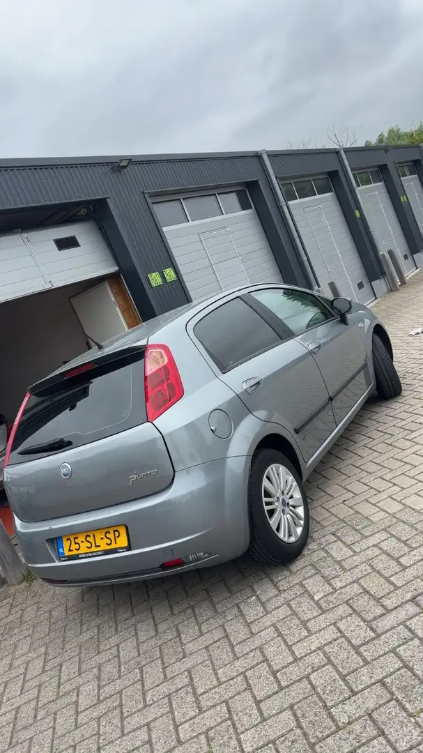 Fiat Punto 1.4 Edizione Prima Grijs - 1