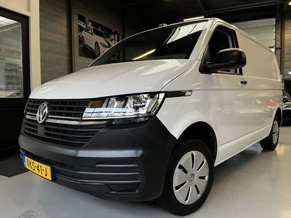 Volkswagen T6.1 Transporter 2.0 TDI L1H1 Airco, PDC, Cruise control