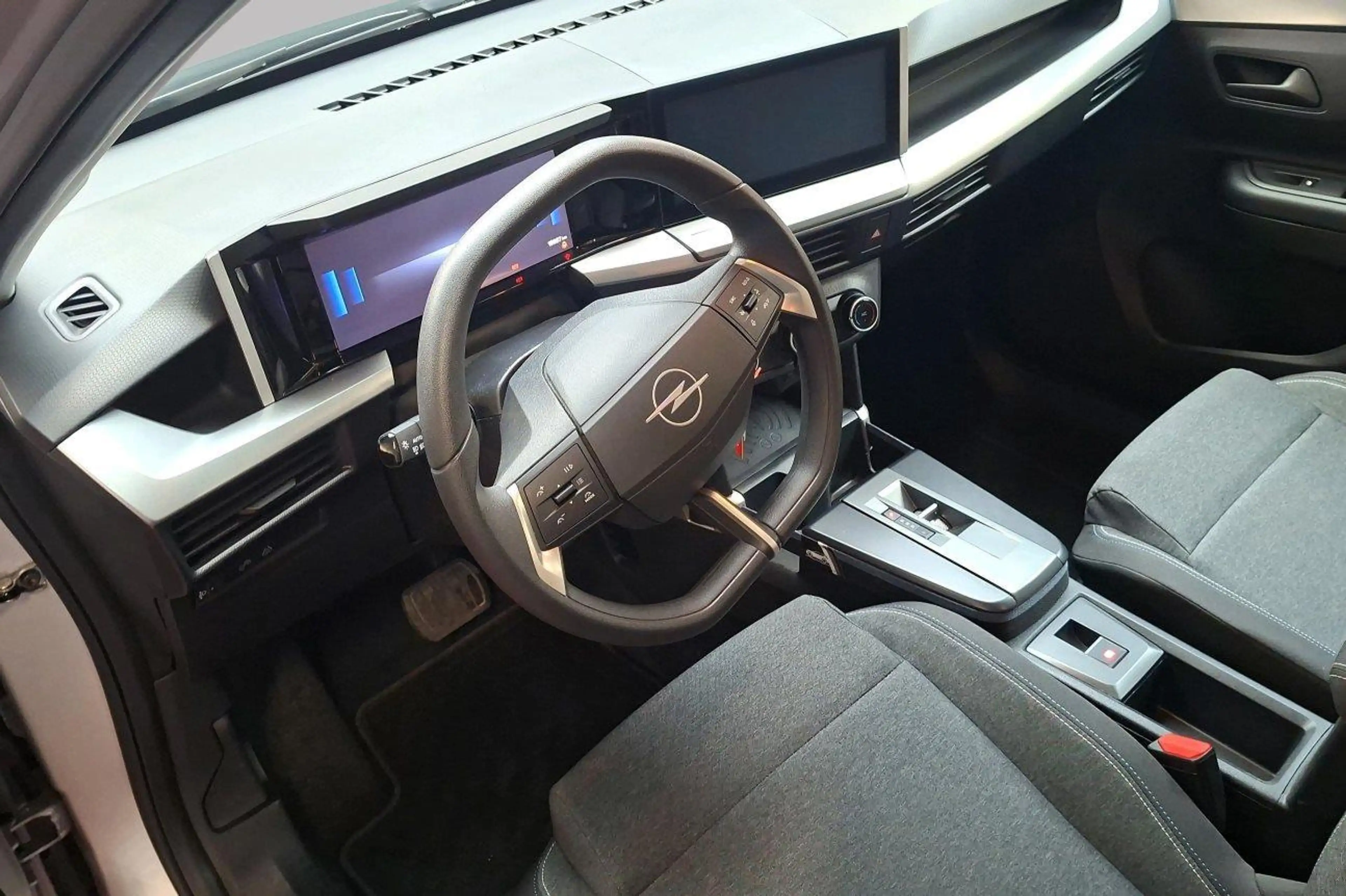 Opel Frontera Edition 1.2 Hybr — photo 9