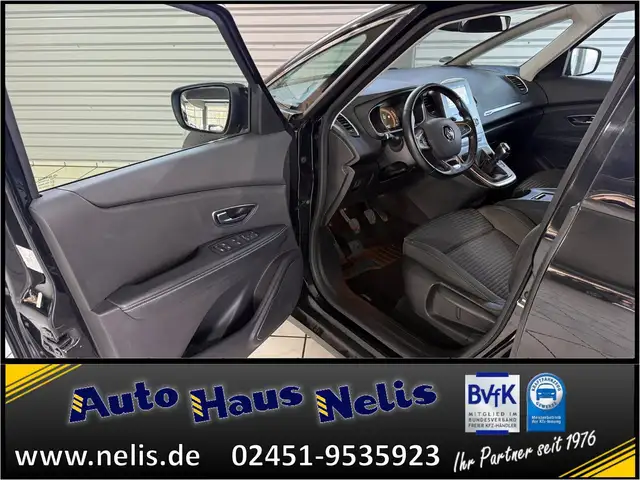 Renault Scenic view 7