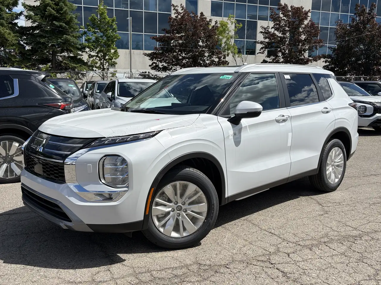 2026 Mitsubishi Outlander