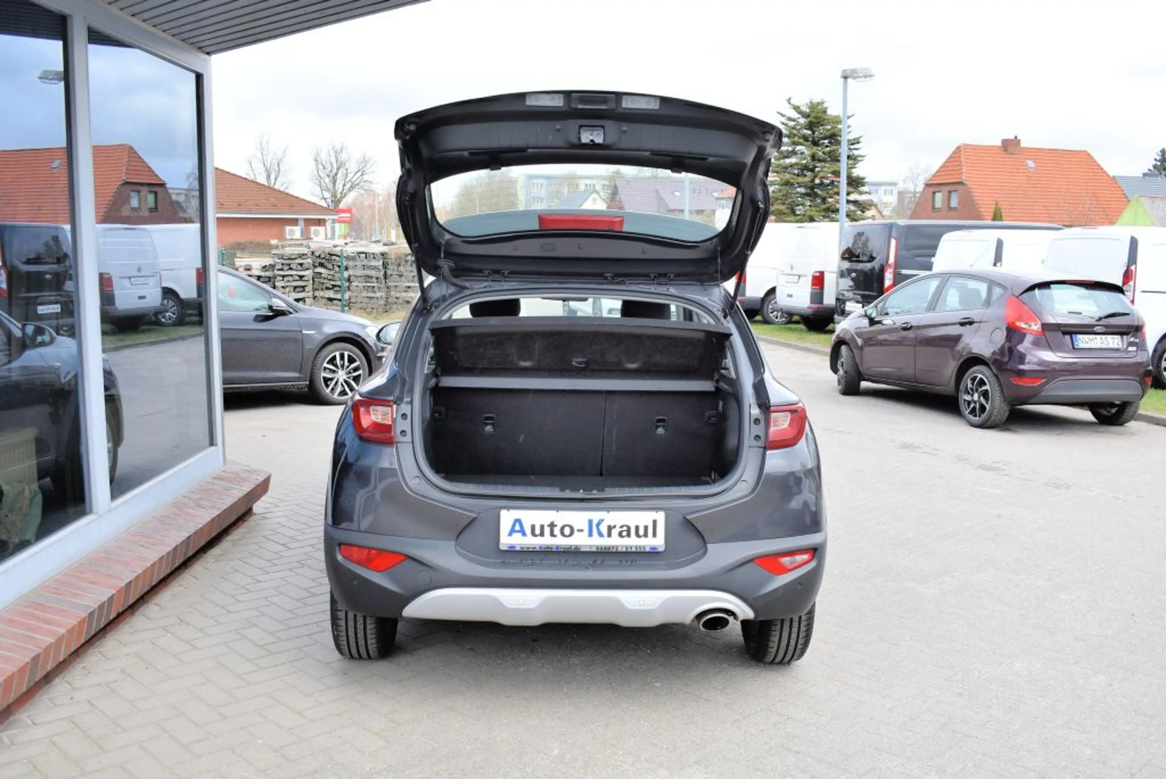 Kia Stonic 1.4 Autm. Edition 7 Alu Sitzheizung Tempomat Klima — photo 4