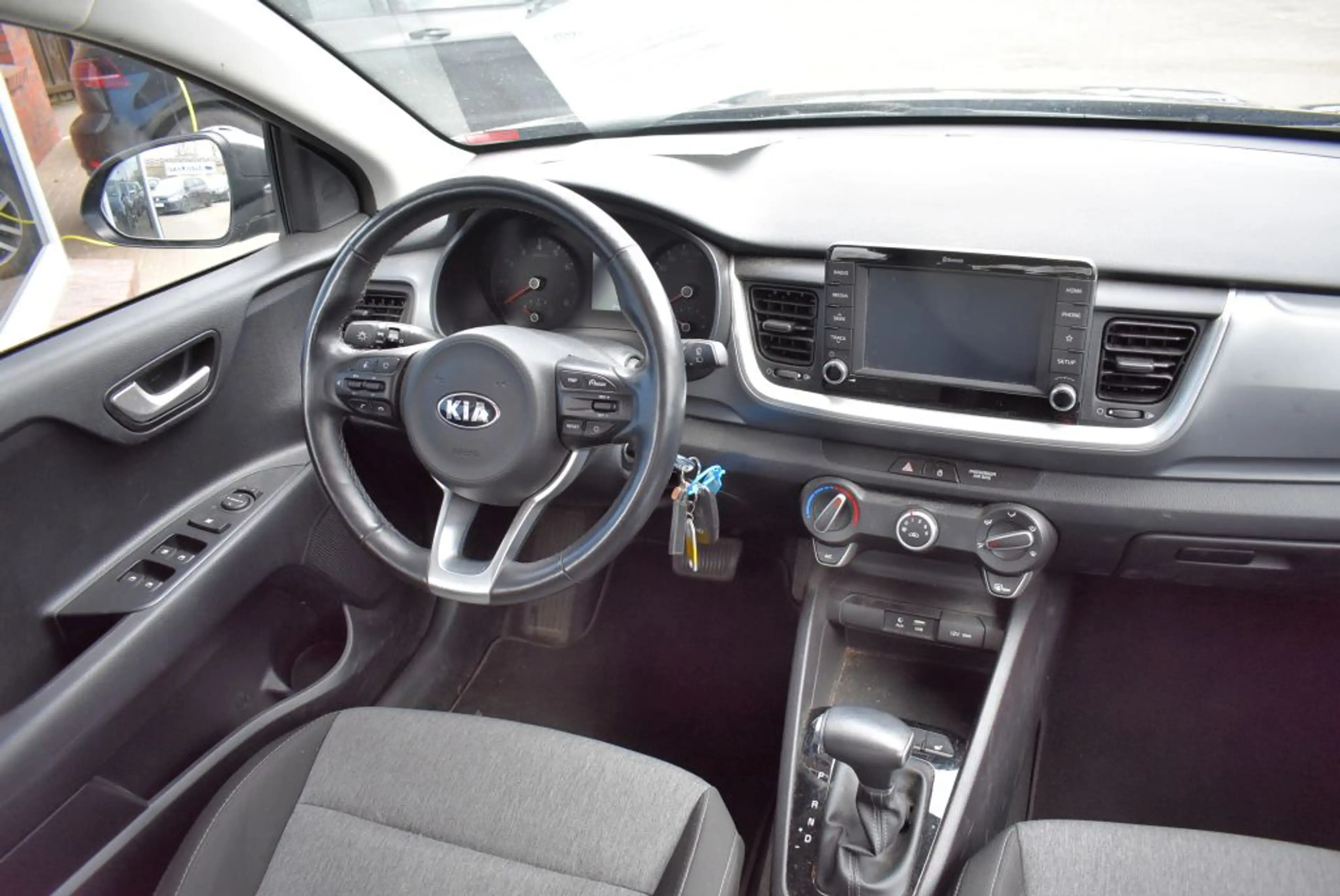 Kia Stonic 1.4 Autm. Edition 7 Alu Sitzheizung Tempomat Klima — photo 6