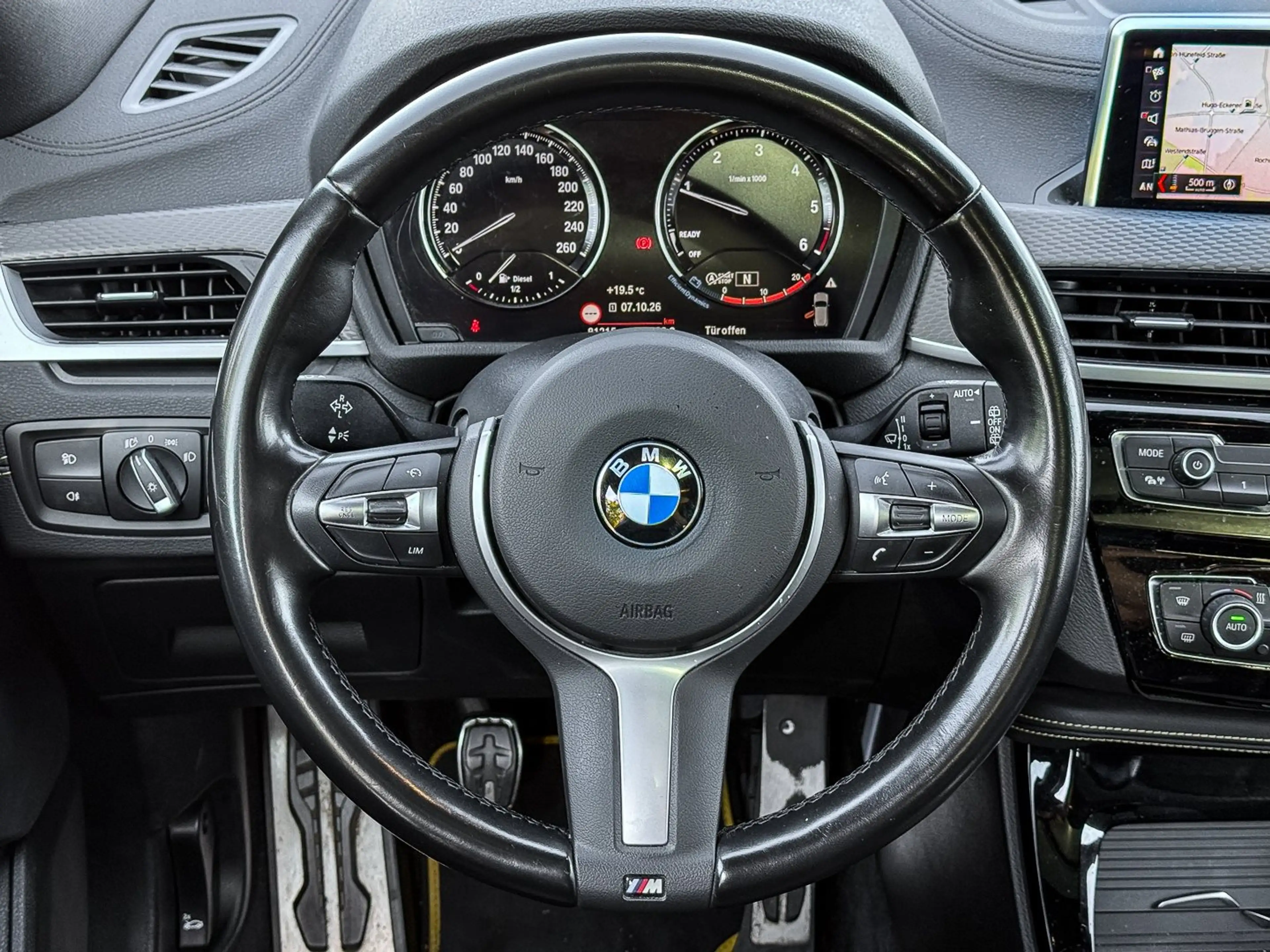 BMW X2 sDrive18d PANO+RFK+NAVI+LED+PDC+V+H — photo 14