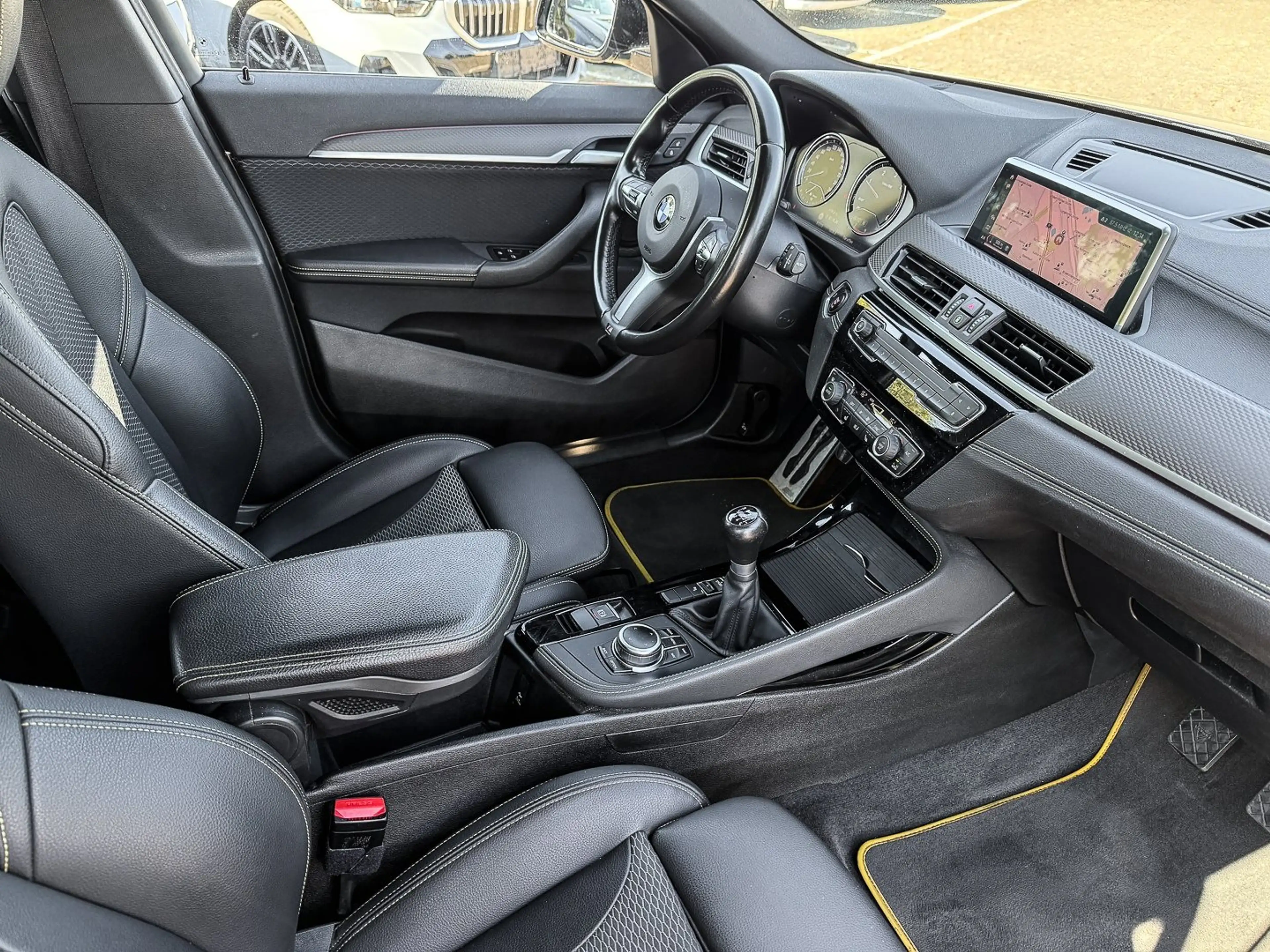 BMW X2 sDrive18d PANO+RFK+NAVI+LED+PDC+V+H — photo 7