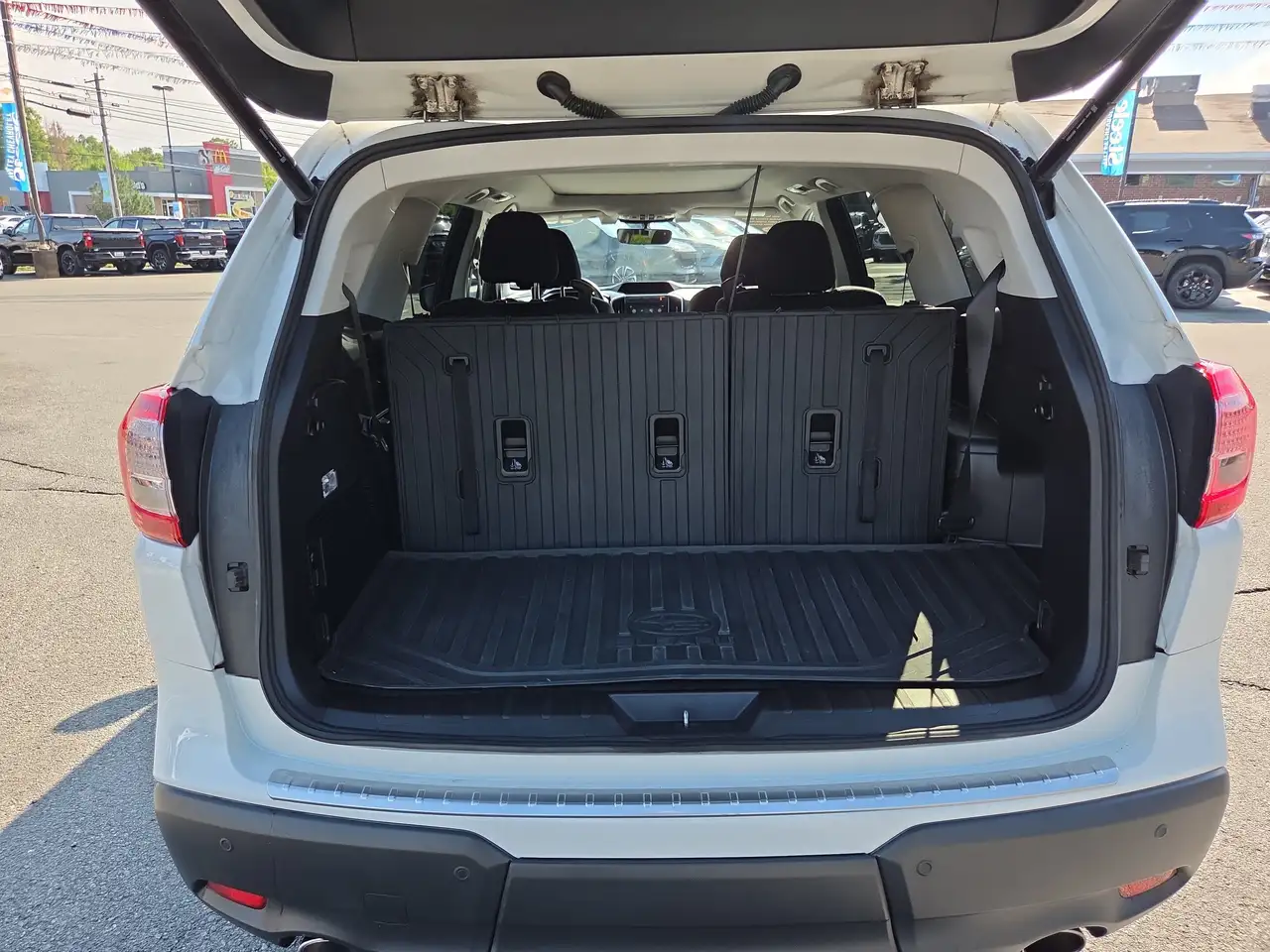Subaru Ascent снимка Subaru Ascent