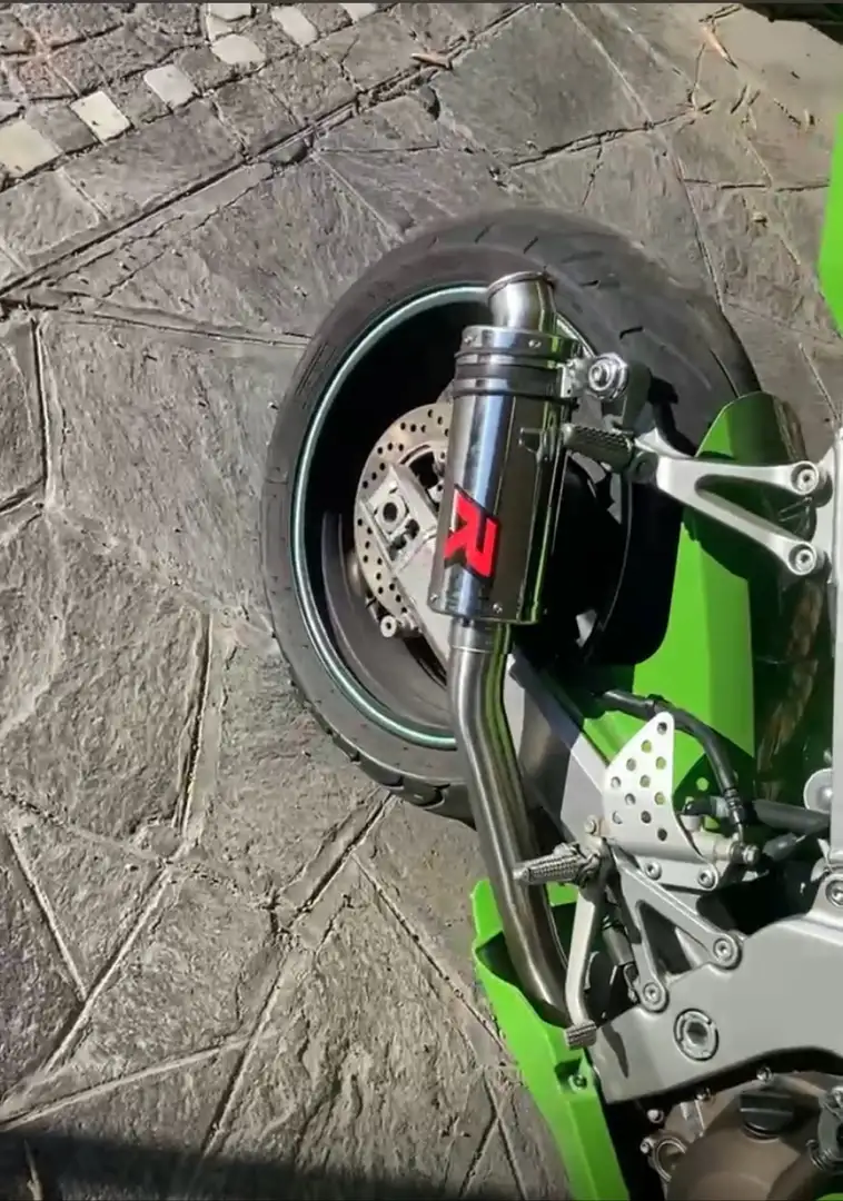 Kawasaki Ninja ZX-6R 636 - 2