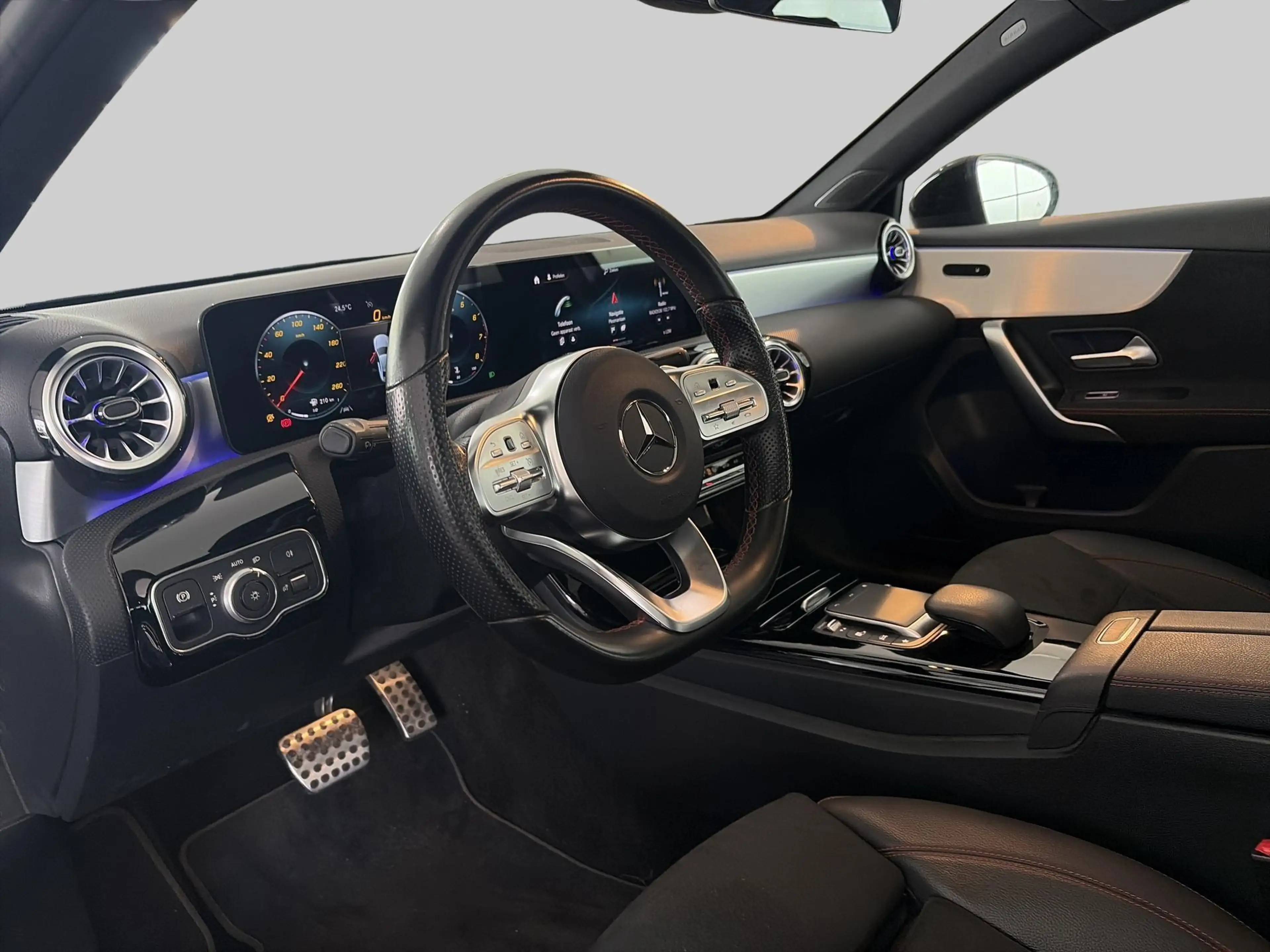 Mercedes-Benz A 200 Business Solution AMG — photo 4