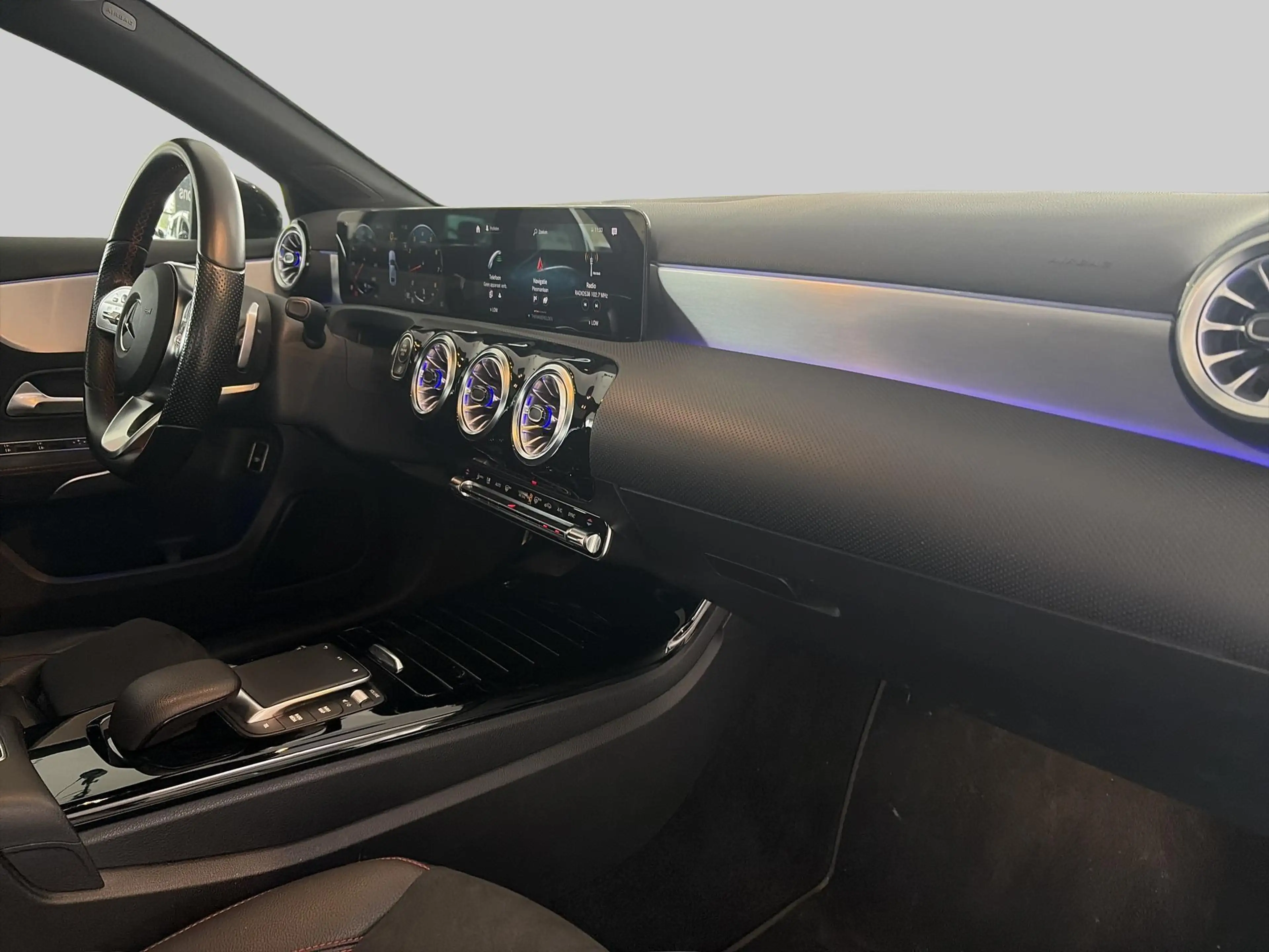 Mercedes-Benz A 200 Business Solution AMG — photo 13