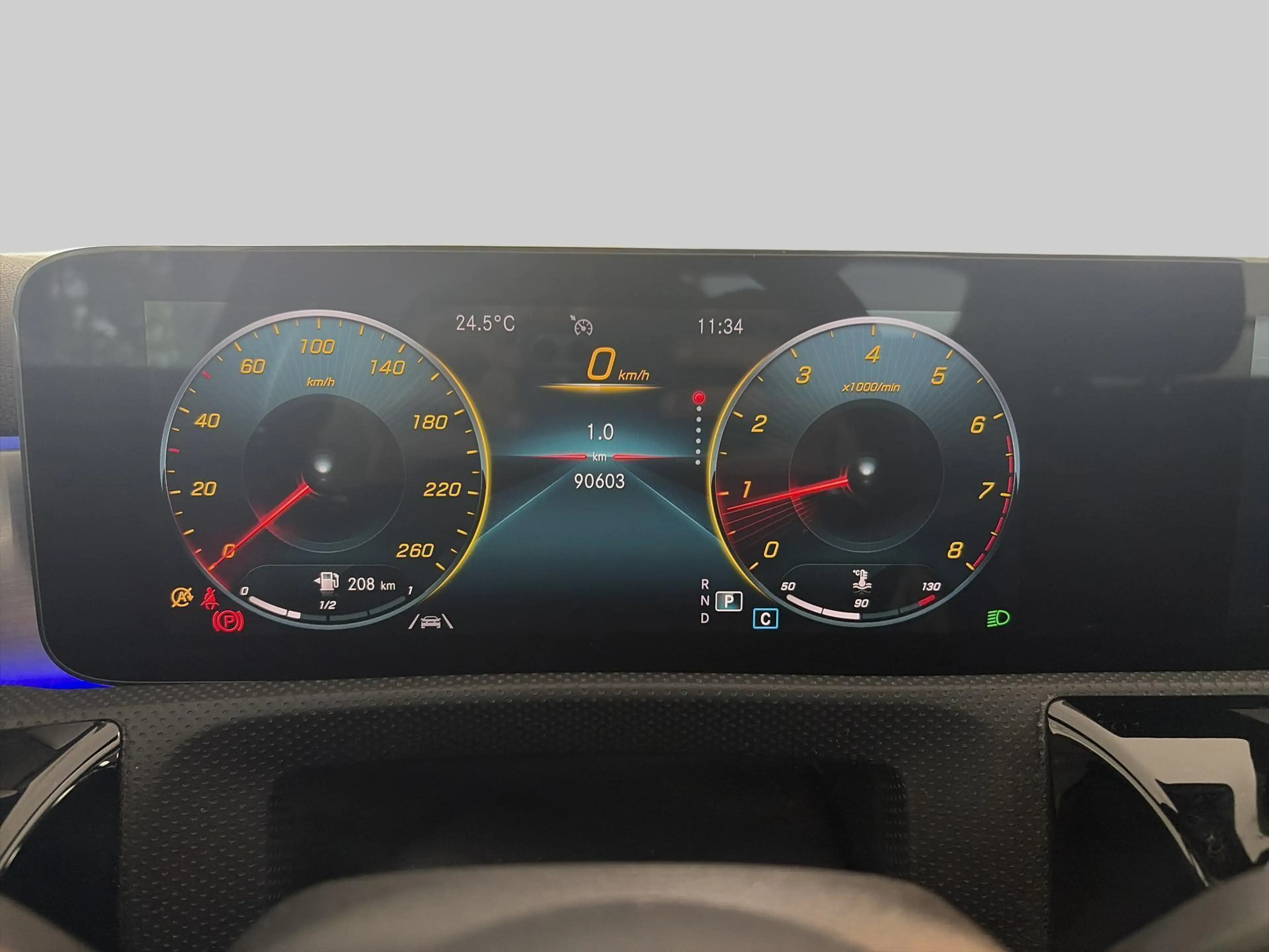 Mercedes-Benz A 200 Business Solution AMG — photo 15