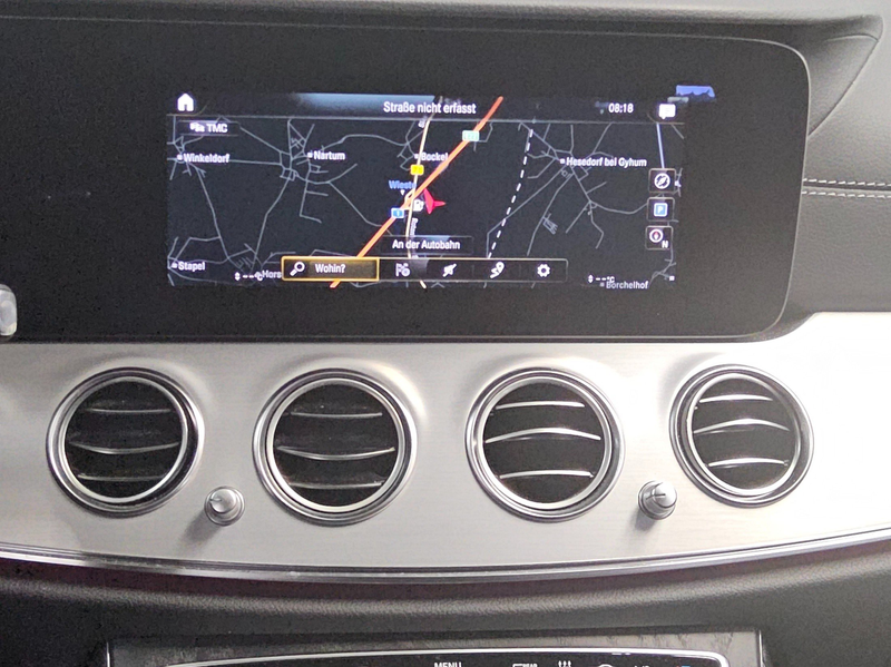 Mercedes-Benz E 300 T de 4M AMG-Line T-Leder Navi LED — photo 7