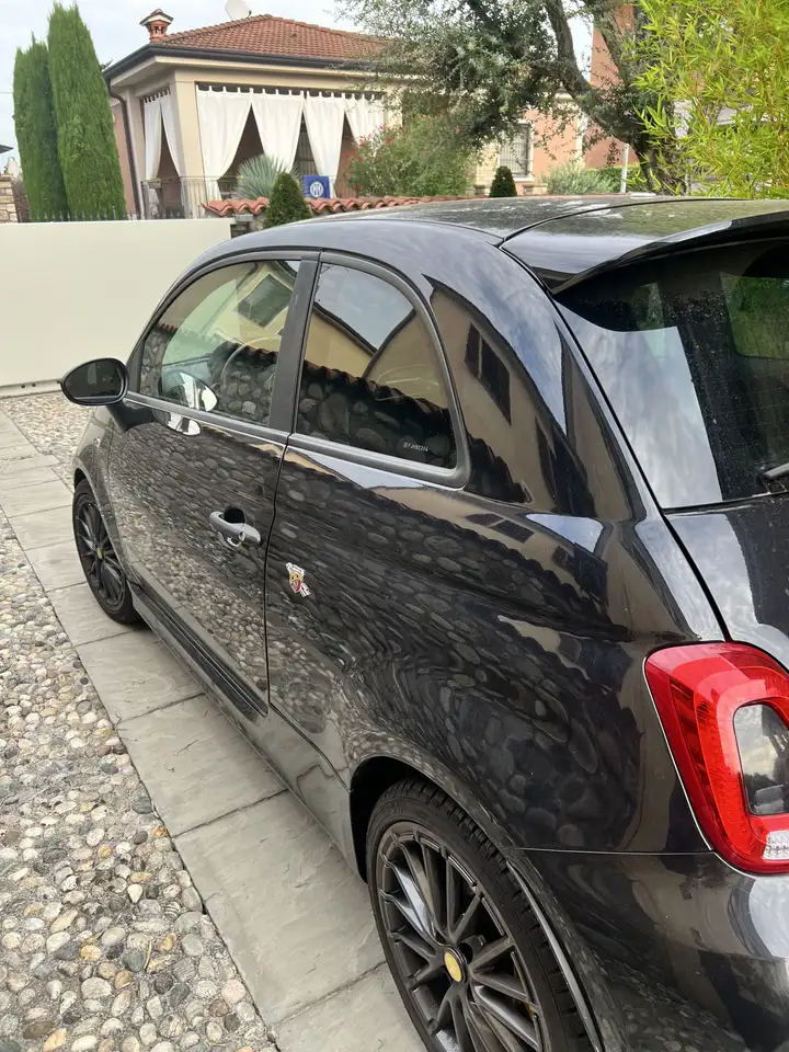 Abarth 695C 2023