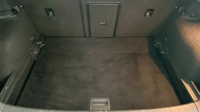 Volkswagen Golf view 22