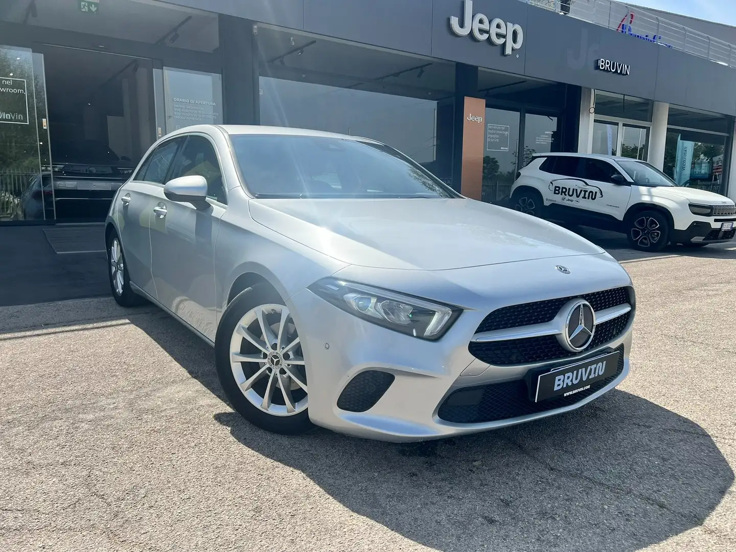 Mercedes-Benz A 180 A 180 d Sport auto Argento - 1