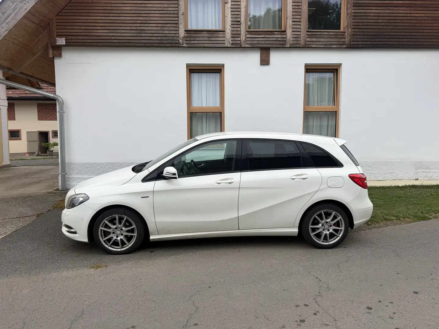 Mercedes-Benz B 180 CDI BlueEfficiency DPF - 1