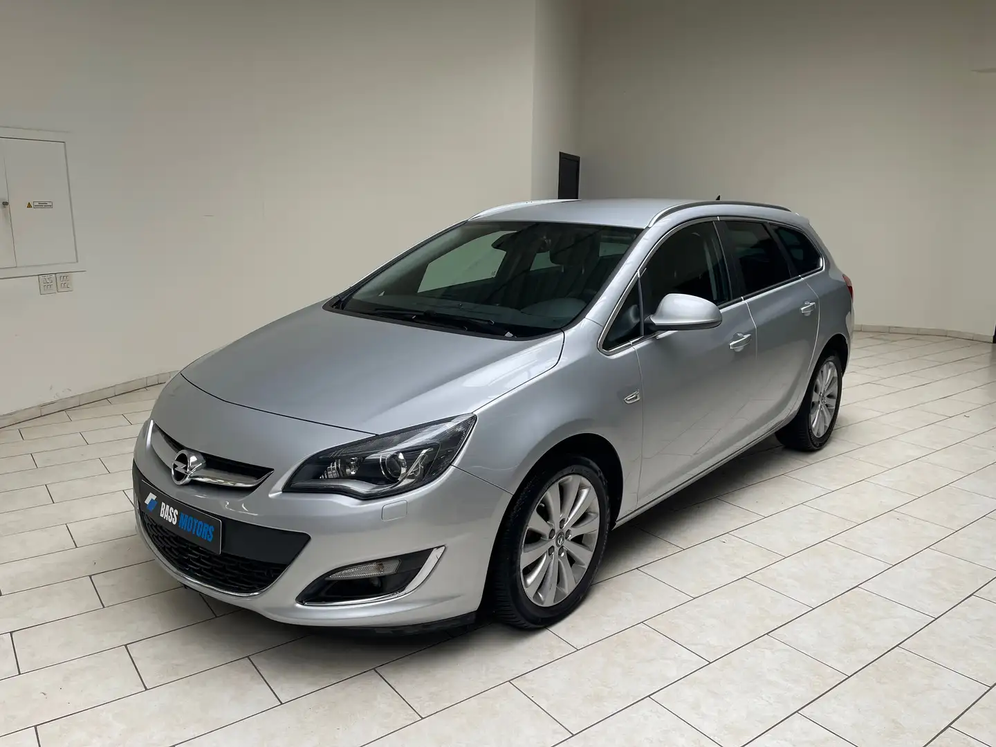 Opel Astra Astra 1.6 Sports Tourer Automaat Argent - 1