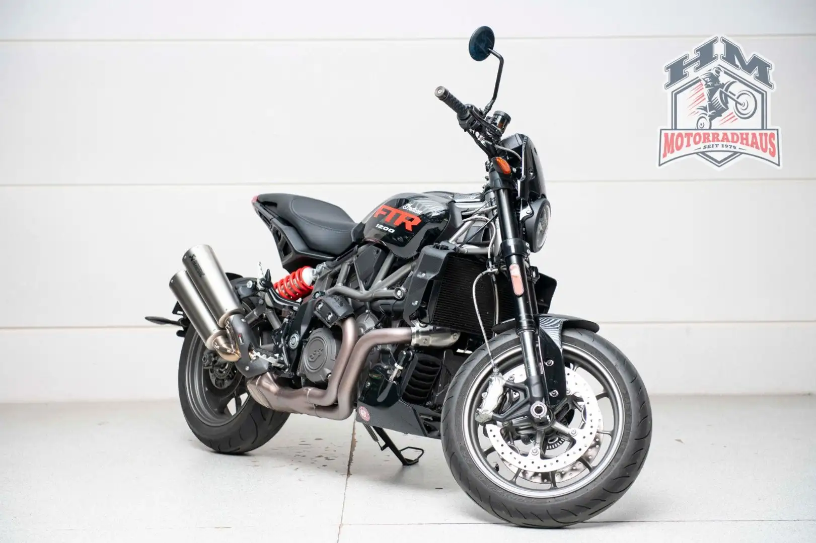 Indian FTR 1200 S Negru - 2
