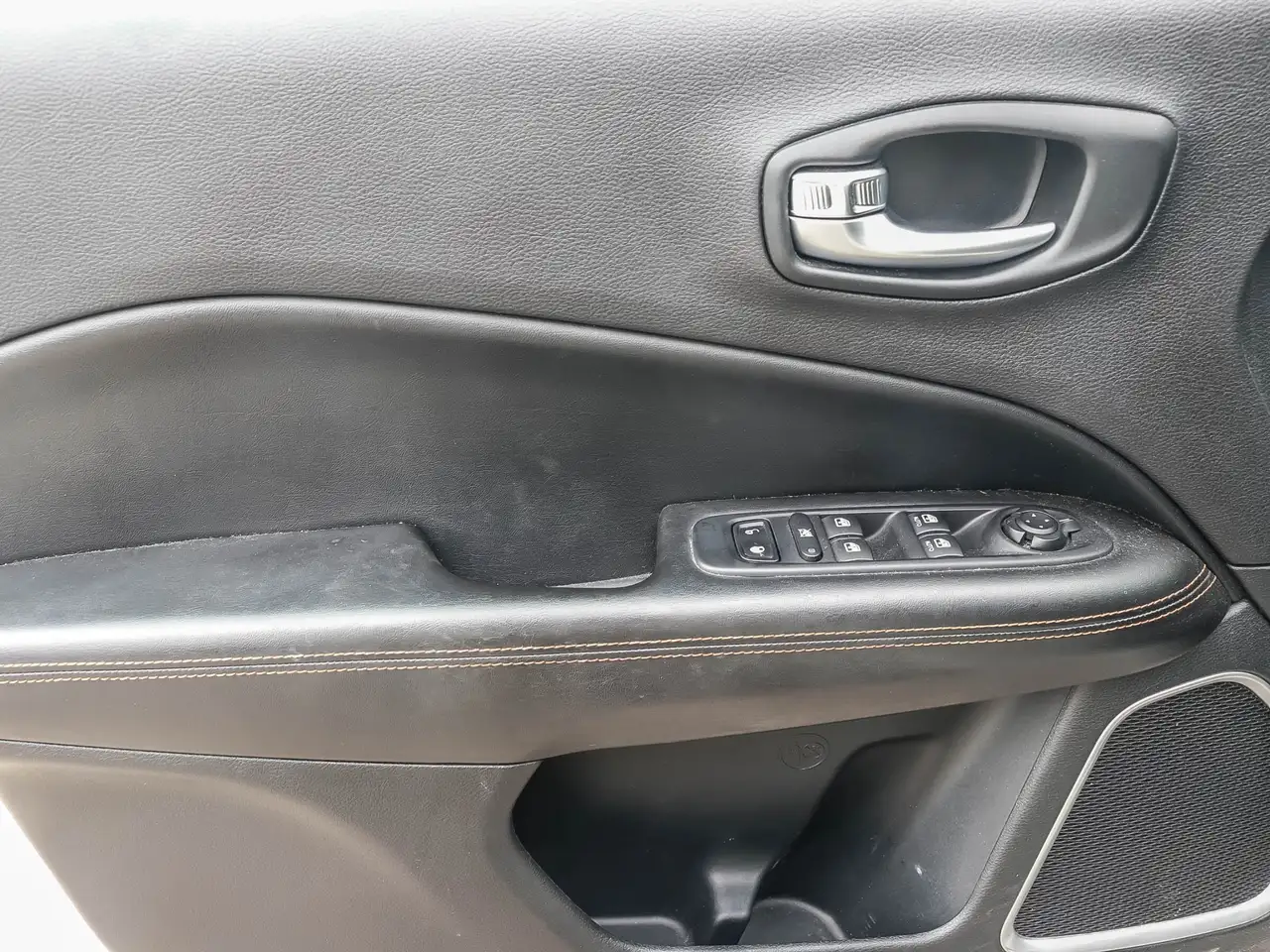 Jeep Compass fotografie Jeep Compass