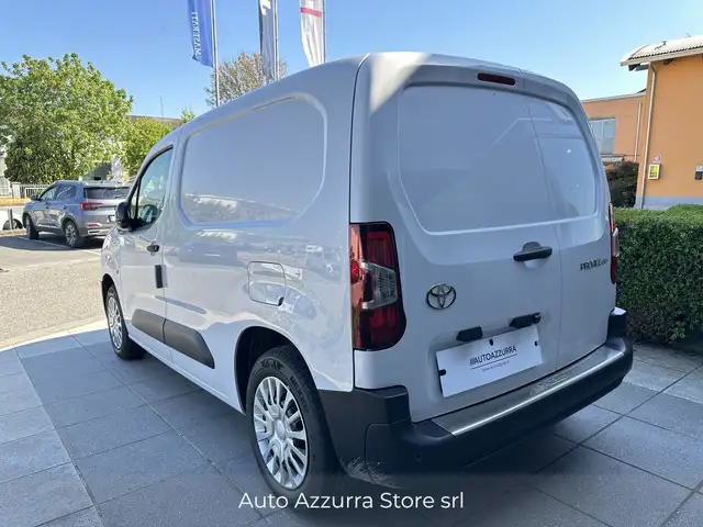 Toyota Proace City view 7