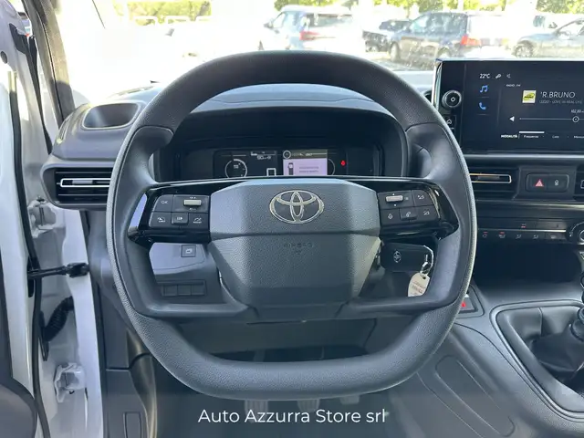 Toyota Proace City view 13