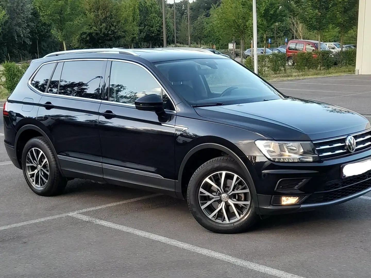Volkswagen Tiguan Allspace Tiguan 2.0 TDI SCR Comfortline Noir - 1