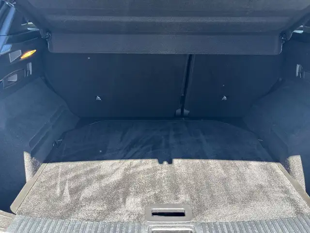 Renault Austral view 16