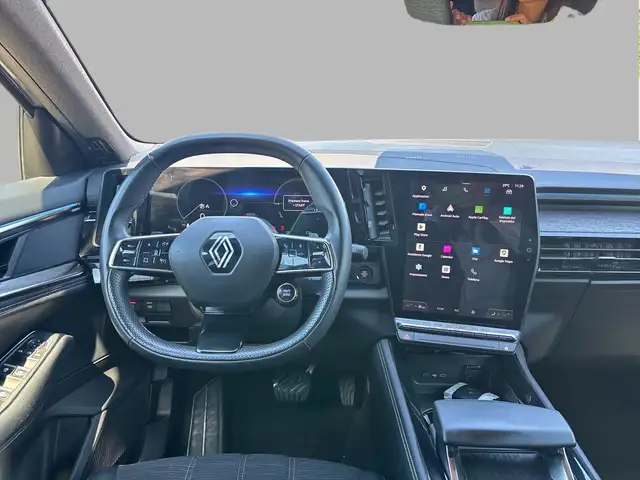 Renault Austral view 9