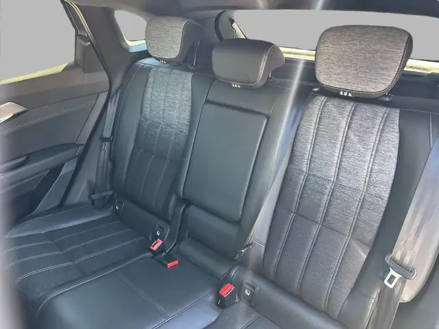 Renault Austral view 15