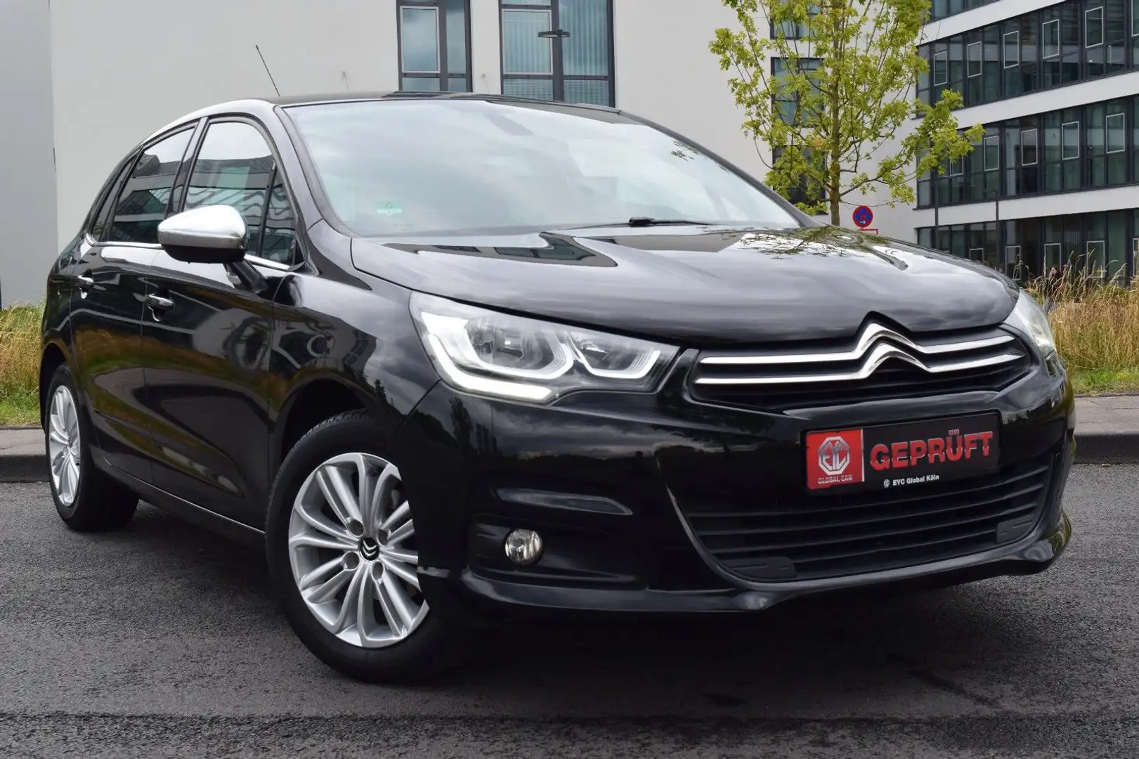 Citroen C4 Lim. Selection Navi, Klima, PDC, Sitzhzg Schwarz - 2
