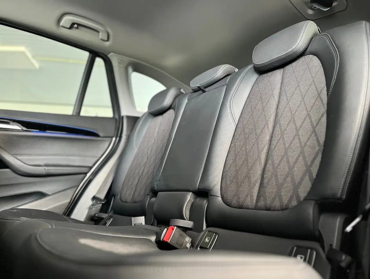 BMW X1 1.5iA sDrive18 1er Propriétaire Garantie 12 Mois, миниатюра 12