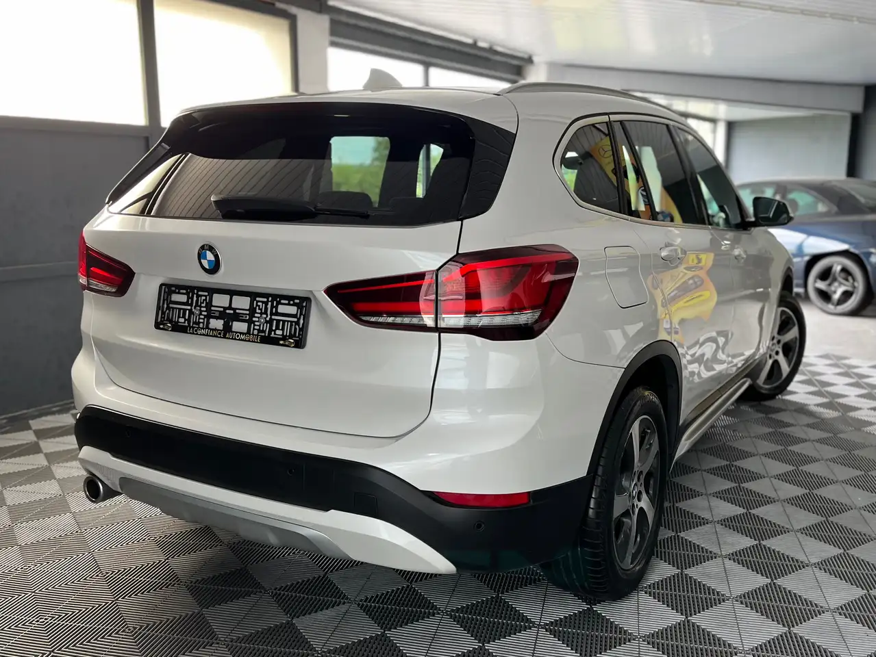 BMW X1 1.5iA sDrive18 1er Propriétaire Garantie 12 Mois, миниатюра 5