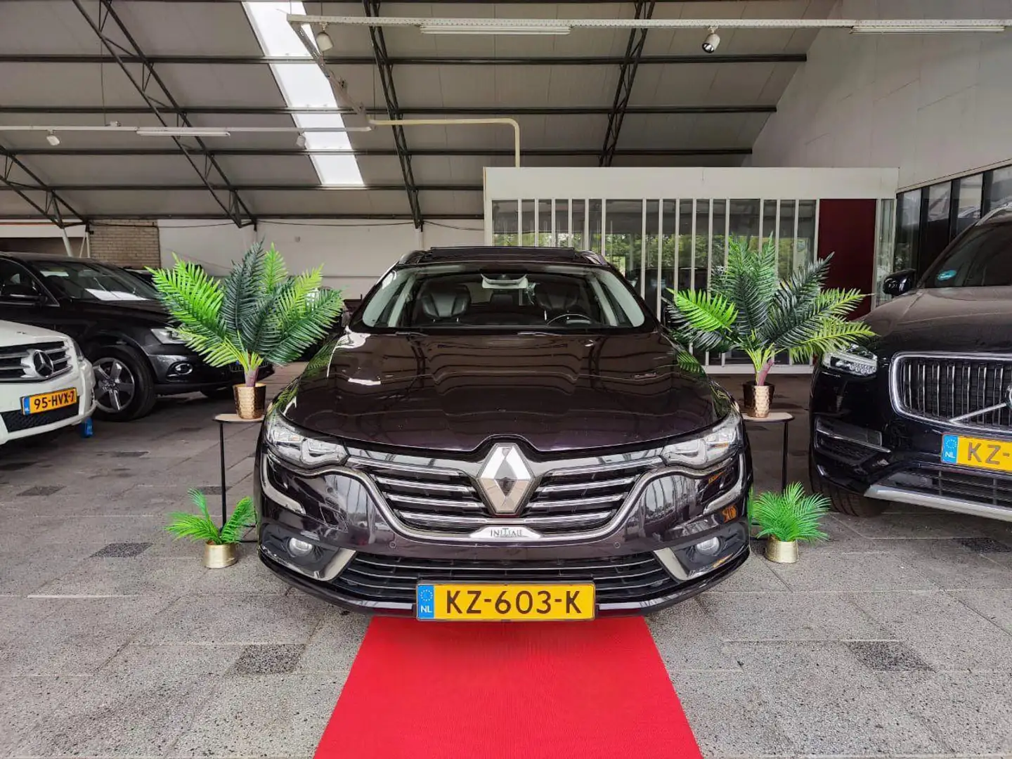 Renault Talisman Estate INITIALE PARIS 1.6 DCI FULL 2017! Zwart - 1