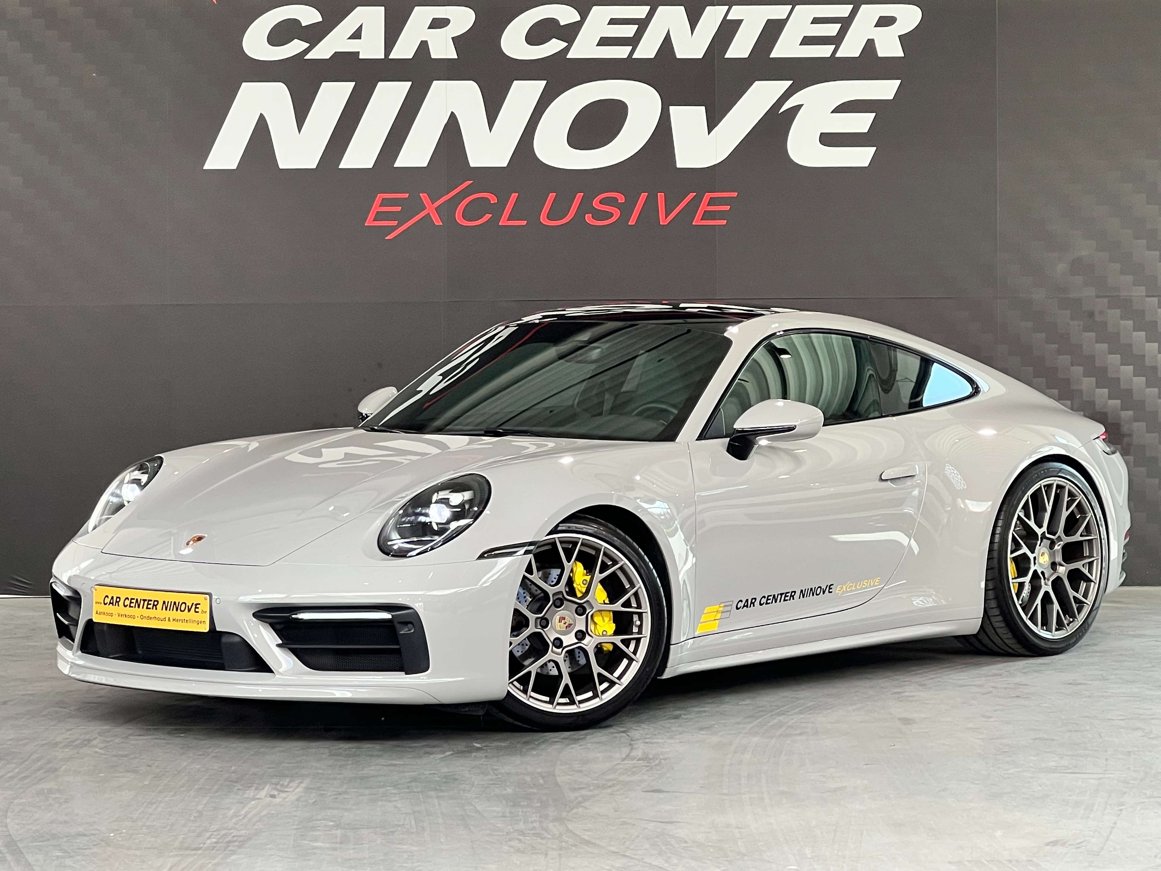 Porsche 992