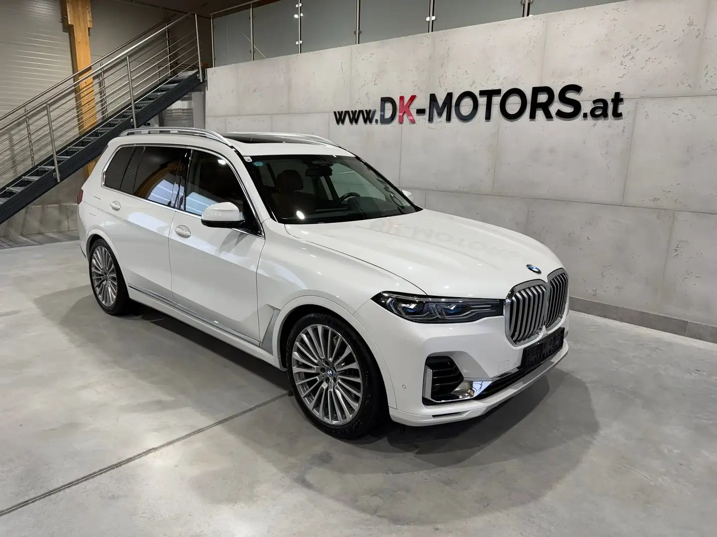 BMW X7 xDrive 30d /6Sitzer/Laser/HeadUp/Luft/Pano/Soft/ Weiß - 2