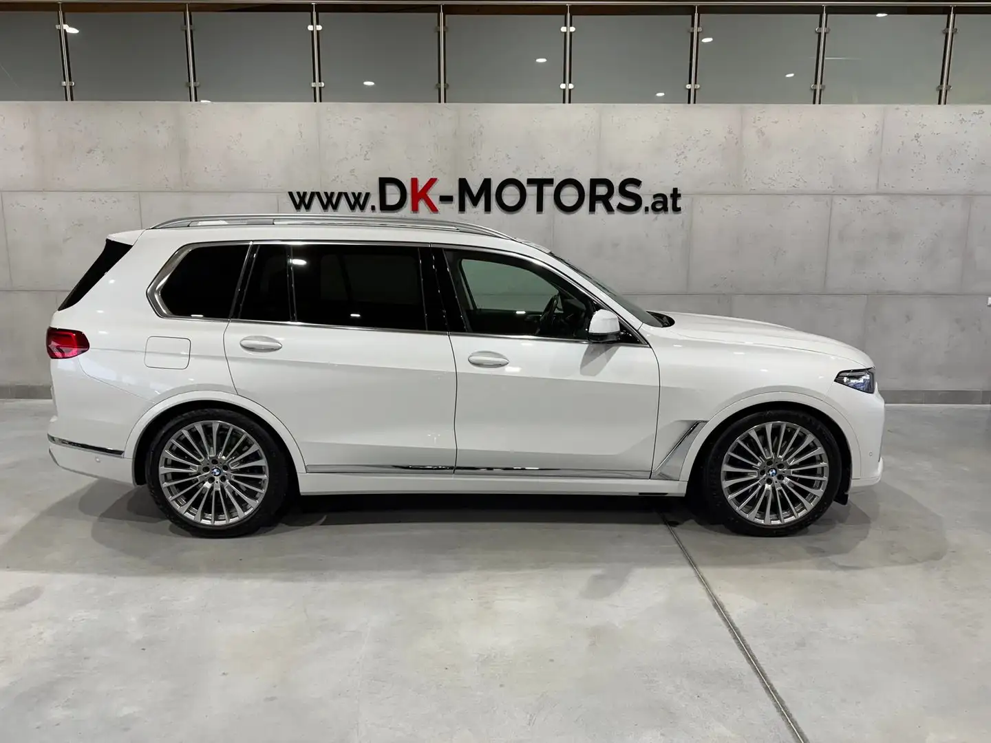 BMW X7 xDrive 30d /6Sitzer/Laser/HeadUp/Luft/Pano/Soft/ Weiß - 1