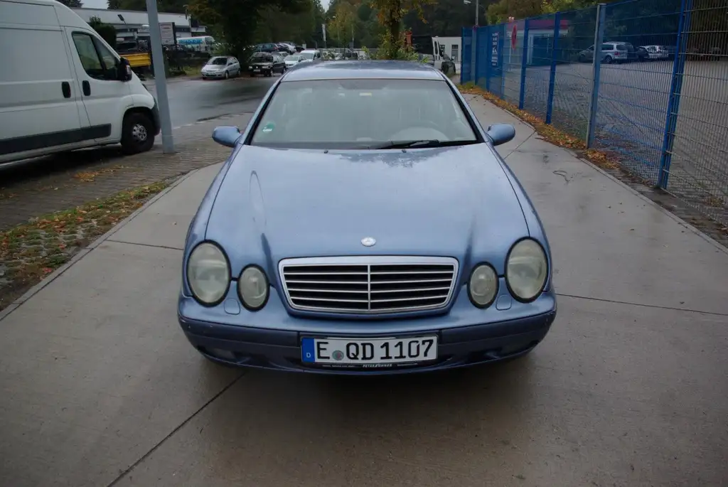 Mercedes-Benz CLK 320 1998 из Европы — купить под ключ