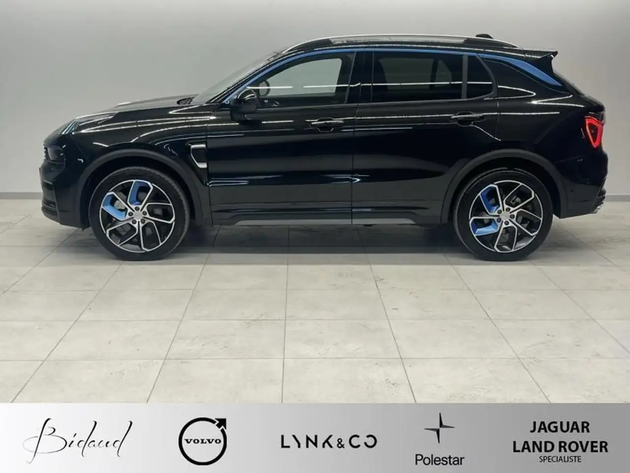 Lynk & Co 01 2023