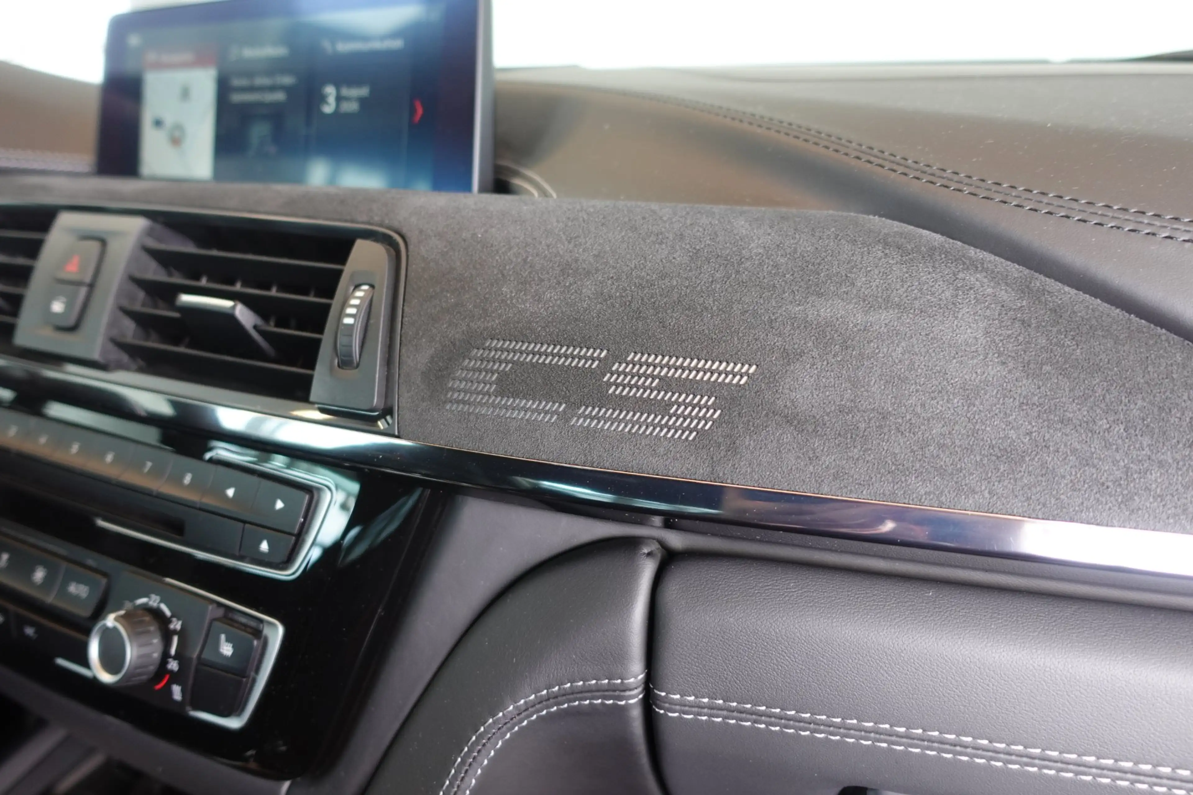 BMW M4 CS F82 — photo 10