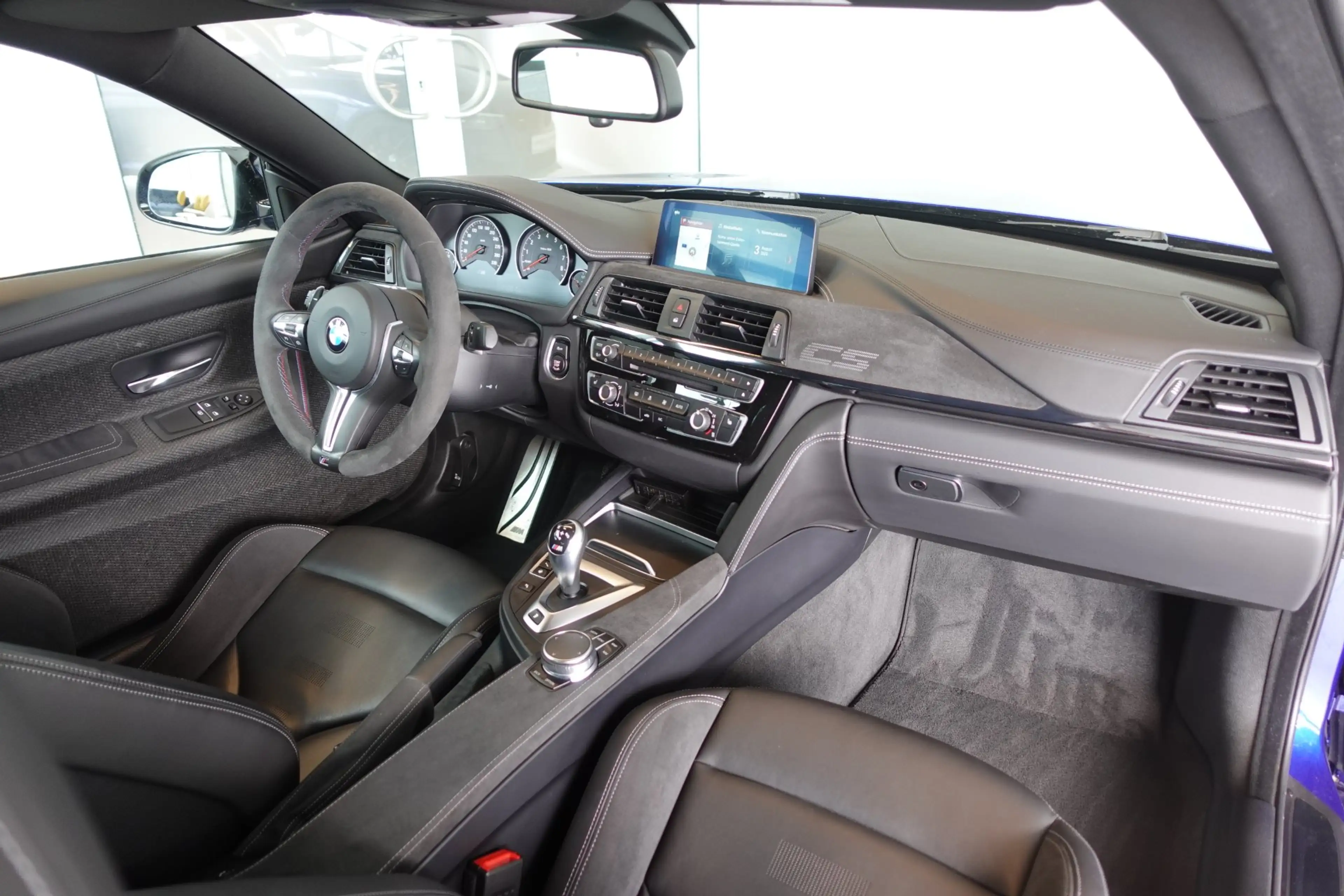 BMW M4 CS F82 — photo 6