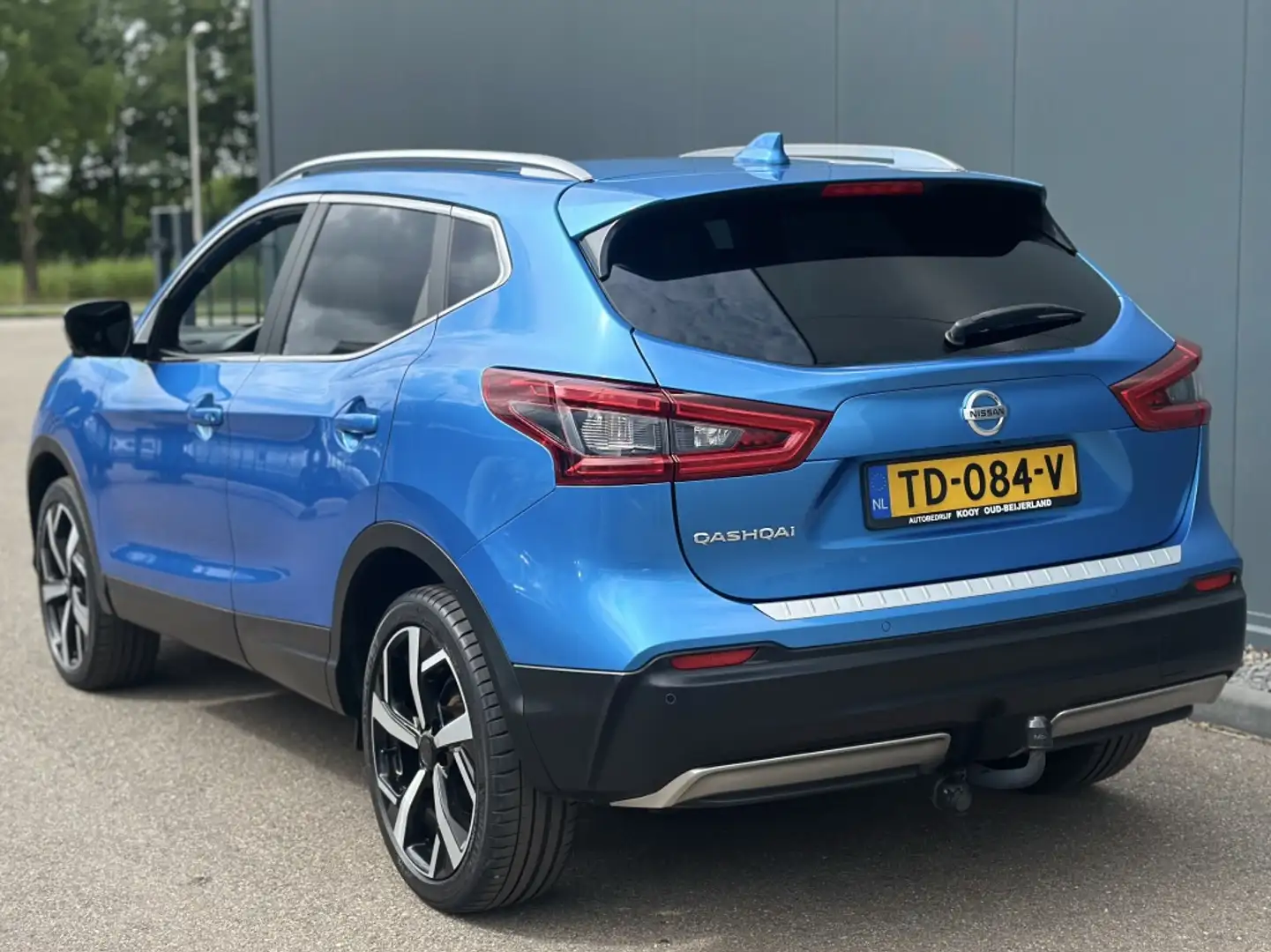 Nissan Qashqai 1.2 Tekna + / Leer / Pano / Bose / Trekhaak Bleu - 2