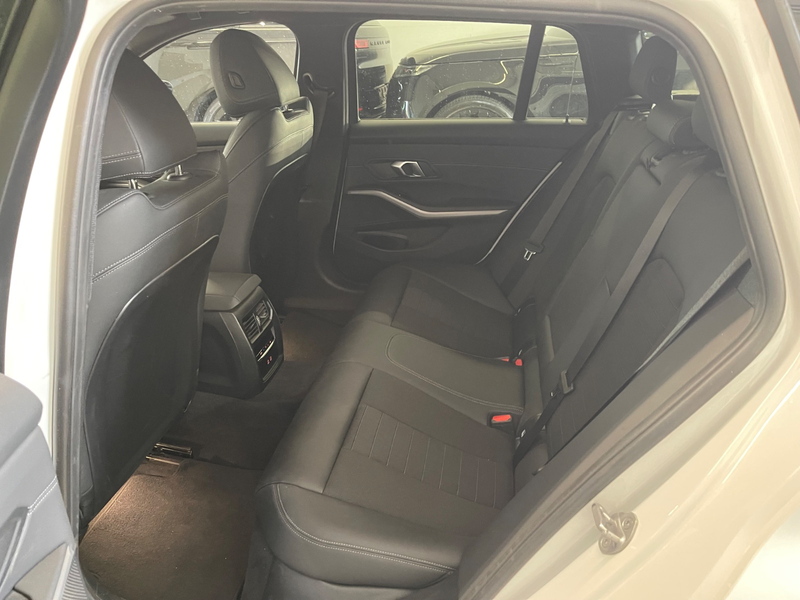 BMW 318 d Touring*LED*Kamera*ACC*AHK* +SHZ+Fernlichtass. — photo 11