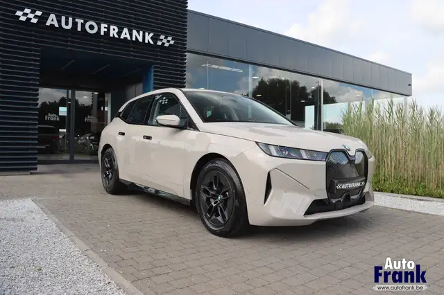 BMW iX XDRIVE45 / DRIVING PRO / 360CAM / H&K / HUD /