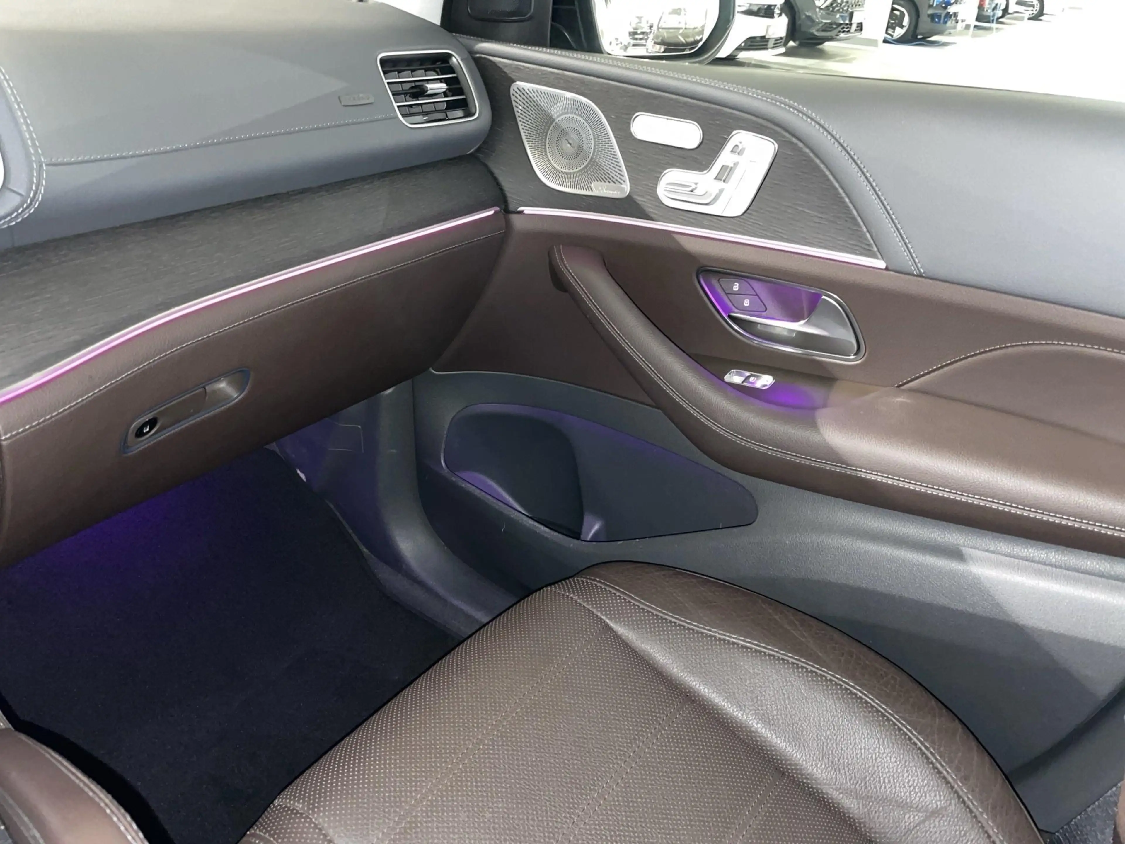 Mercedes-Benz GLS 400 2.9 GLS d 4MATIC 7 PLACES — photo 9