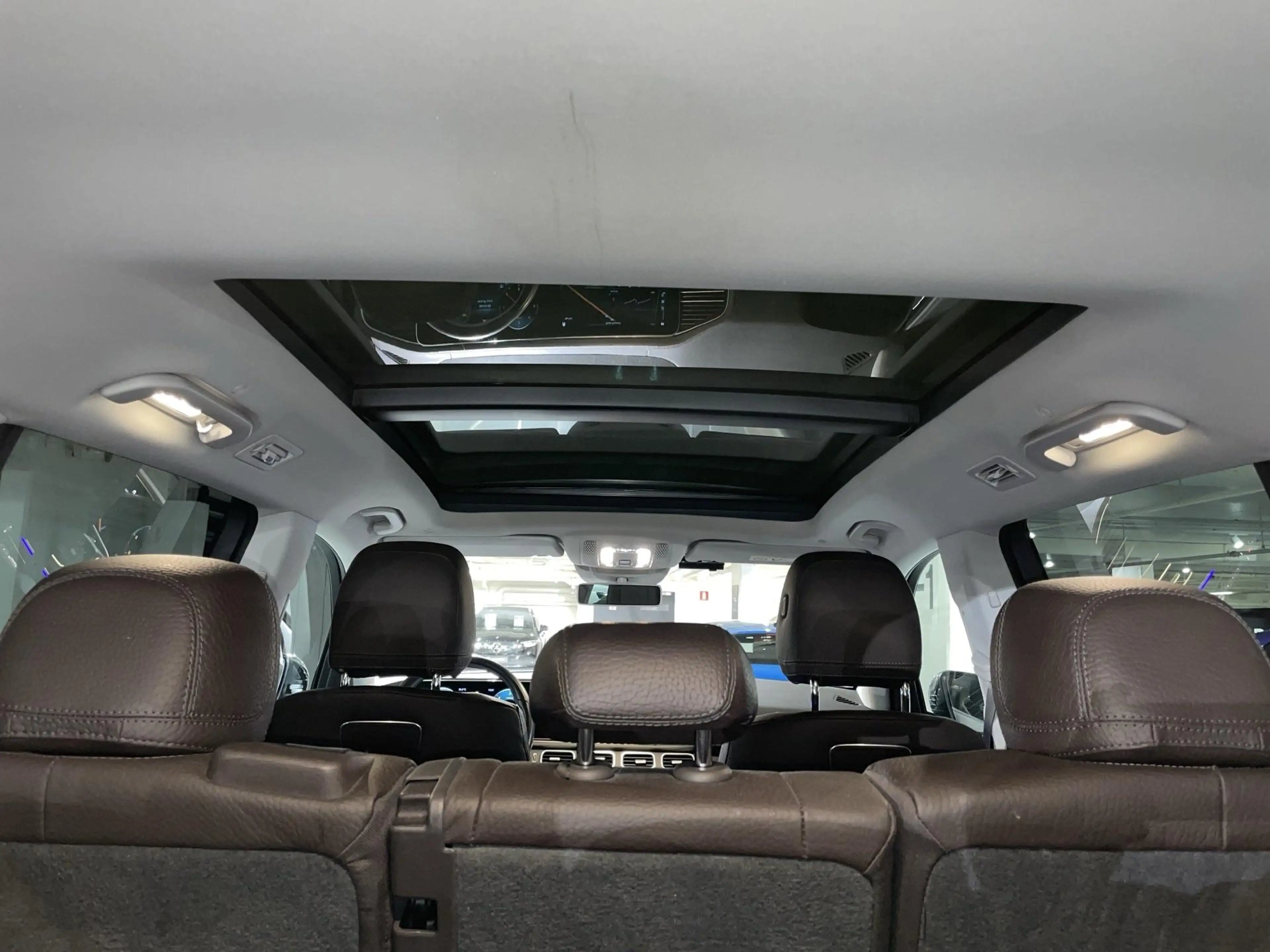 Mercedes-Benz GLS 400 2.9 GLS d 4MATIC 7 PLACES — photo 15