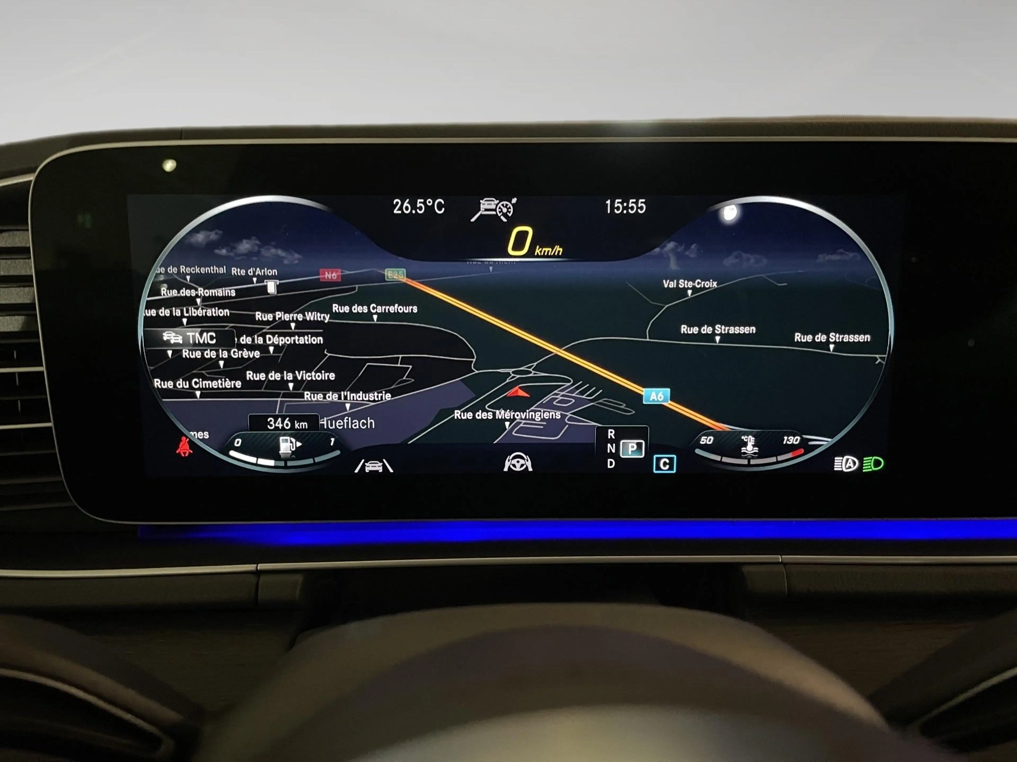 Mercedes-Benz GLS 400 2.9 GLS d 4MATIC 7 PLACES — photo 2