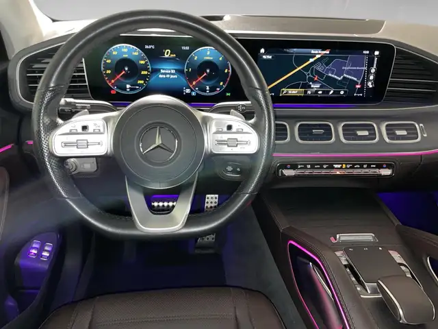 Mercedes-Benz GLS view 6