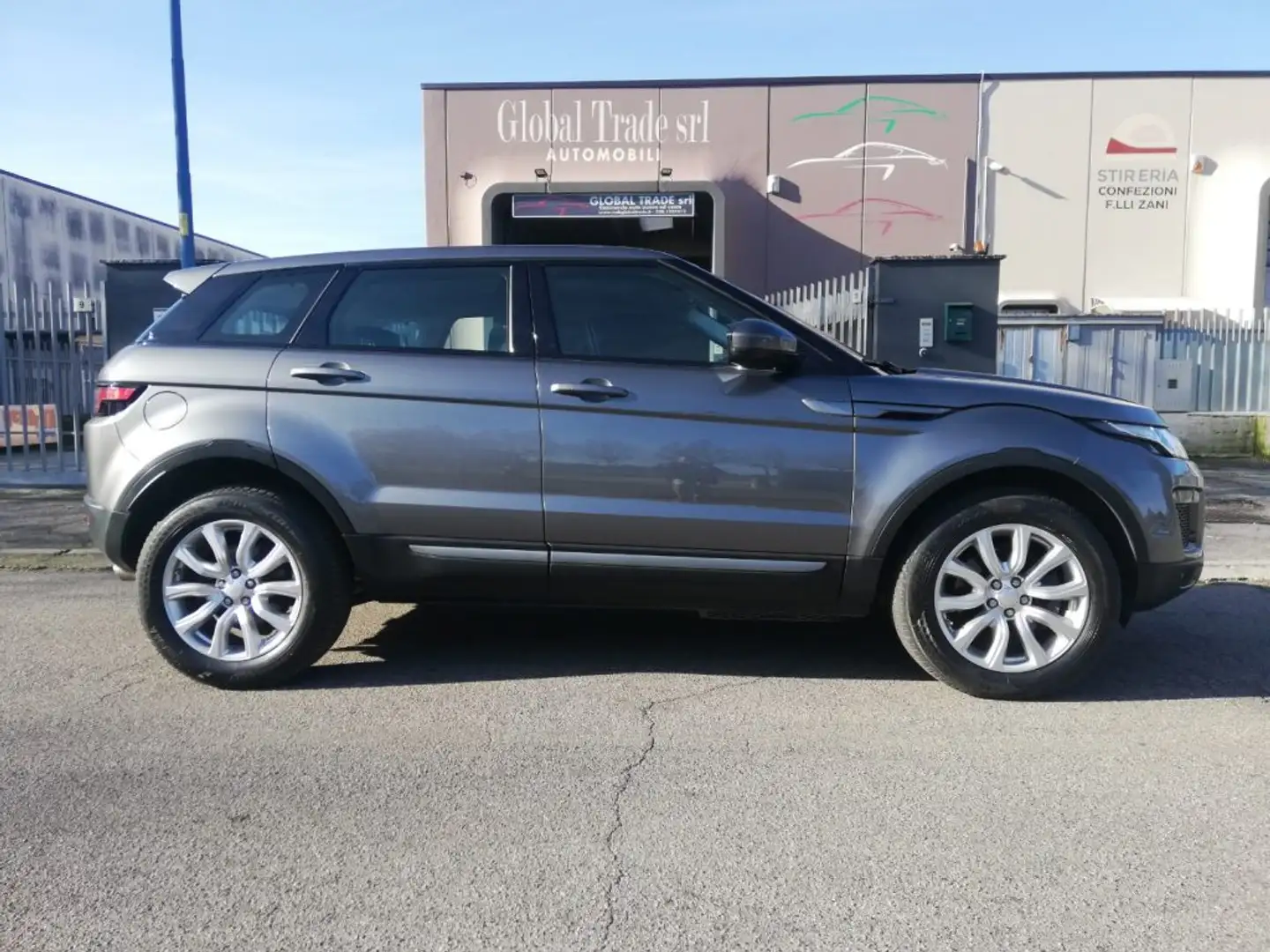 Land Rover Range Rover Evoque 2.0 eD4 5p. Business Edition Premium Pure Grigio - 2