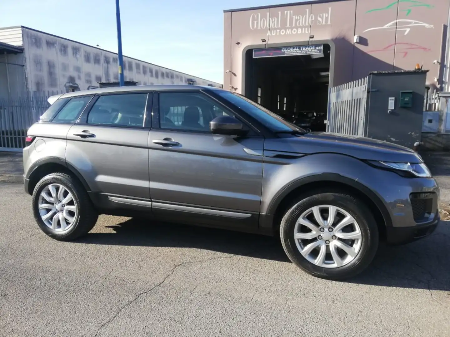 Land Rover Range Rover Evoque 2.0 eD4 5p. Business Edition Premium Pure Grigio - 1